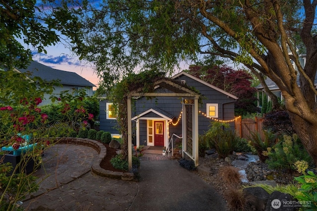 3833 24th Ave W, Seattle, WA 98199 - view of front of property with a patio area