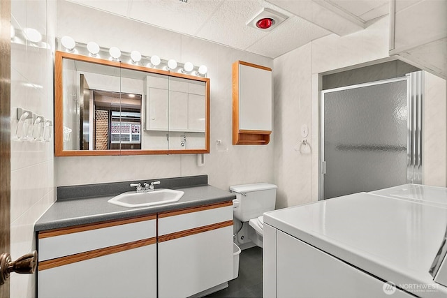 29432 59th Ave S, Auburn, WA 98001 - full bathroom featuring vanity and an enclosed shower