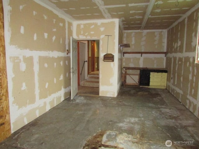 725 W Main, Morton, WA 98356 - below grade area with a garage