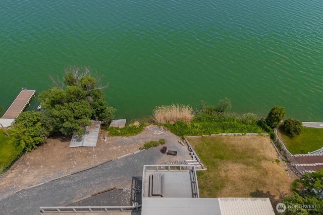 2497 Westshore Dr NE, Moses Lake, WA 98837 - aerial view of property's location with a nearby body of water