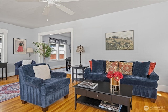 12 Newell St, Walla Walla, WA 99362 - living room featuring wood finished floors and a ceiling fan