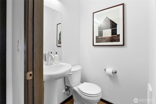 1339 Nolta Loop NE, Bainbridge Island, WA 98110 - half bath featuring toilet