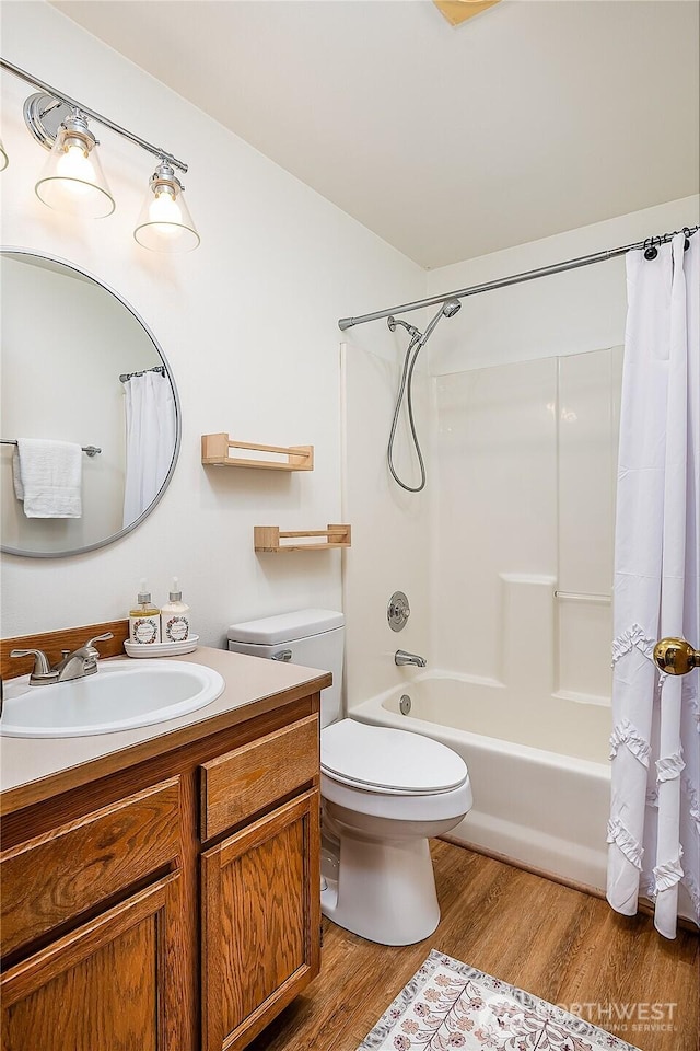 21305 50th Ave W Unit B2, Mountlake Terrace, WA 98043 - full bath featuring vanity, wood finished floors, and shower / tub combo