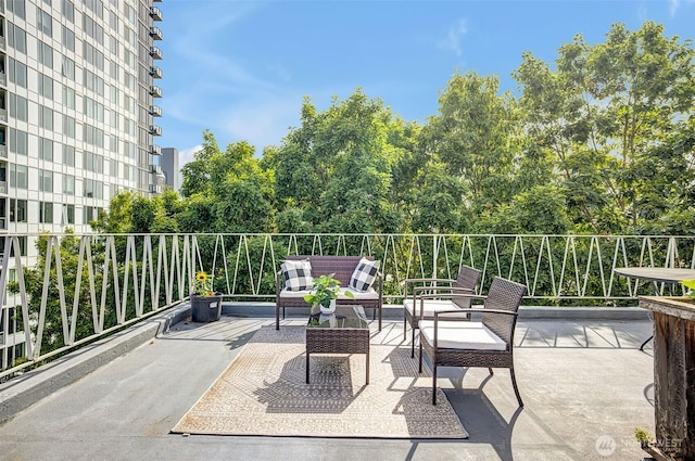 1200 Boylston Ave Unit 901, Seattle, WA 98101 - view of patio / terrace