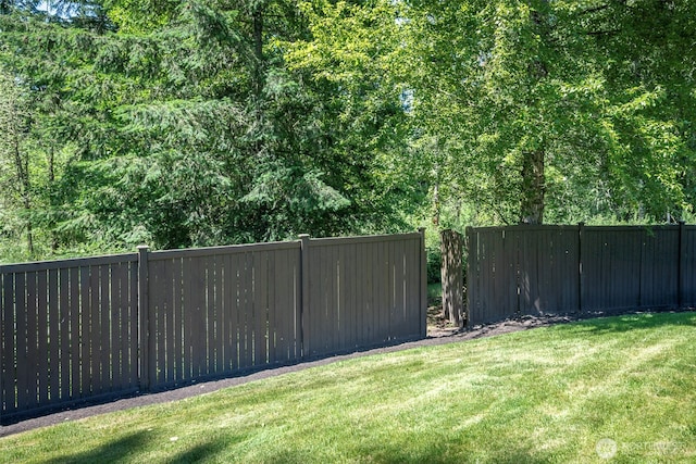 1141 Bell Hill Pl, Dupont, WA 98327 - view of yard