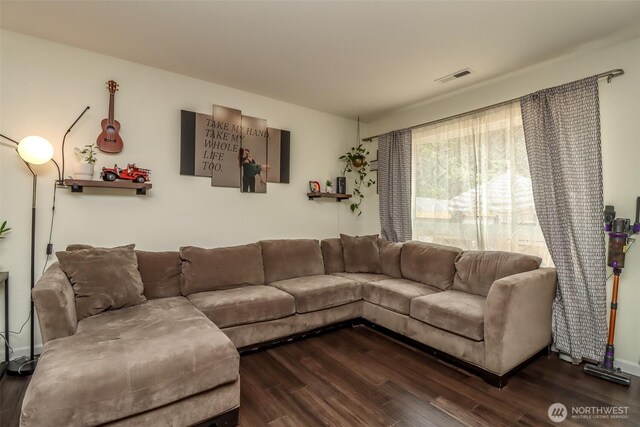 6530 Newaukum Pl NE, Bremerton, WA 98311 - living area with wood finished floors