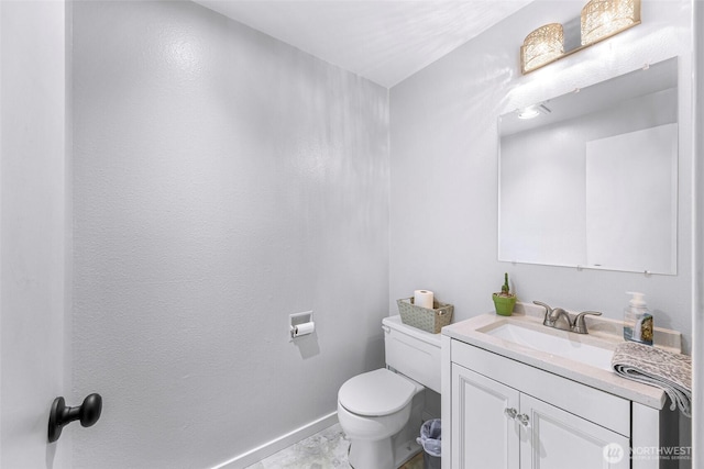 1211 N 8th St Unit 2, Mount Vernon, WA 98273 - half bath featuring toilet and vanity