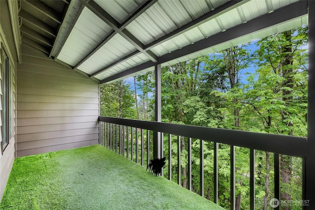 1211 N 8th St Unit 2, Mount Vernon, WA 98273 - view of balcony