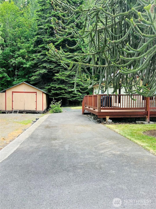 601 Mountain Trail Rd, Brinnon, WA 98320 - view of asphalt driveway