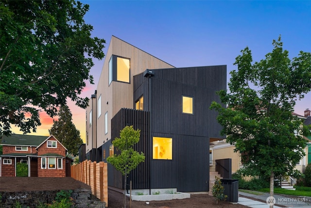 930 23rd Ave, Seattle, WA 98122 - view of contemporary home