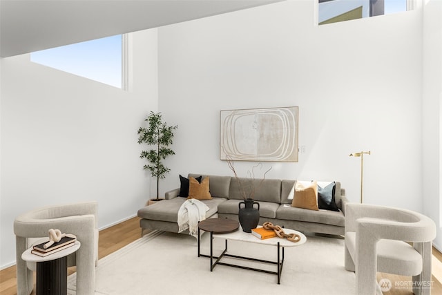 930 23rd Ave, Seattle, WA 98122 - living area featuring wood finished floors and a high ceiling
