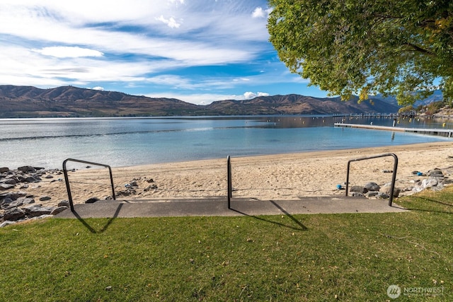 217 San Remo Ln, Chelan, WA 98816 - water view with a mountainous background