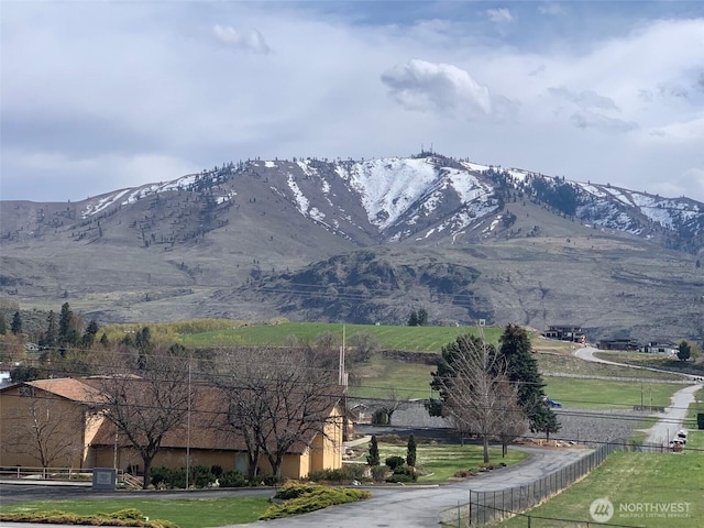 217 San Remo Ln, Chelan, WA 98816 - mountain view