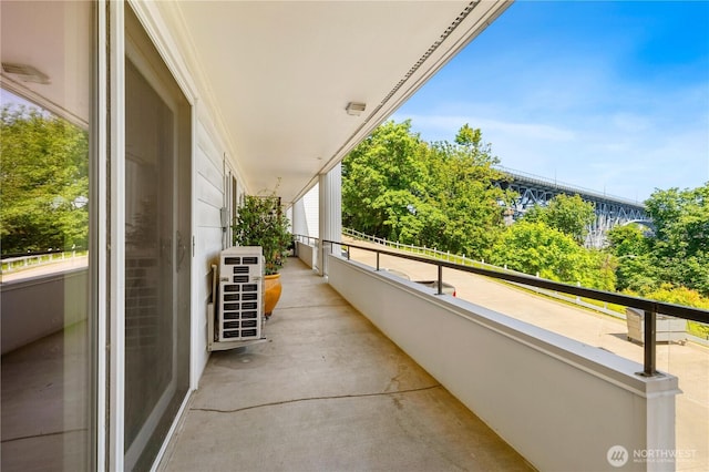 2565 Dexter Ave N Unit 103, Seattle, WA 98109 - view of balcony