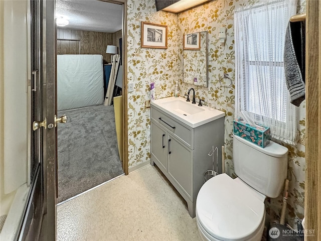 1385 Samuel Dr, Walla Walla, WA 99362 - half bath with wallpapered walls and vanity