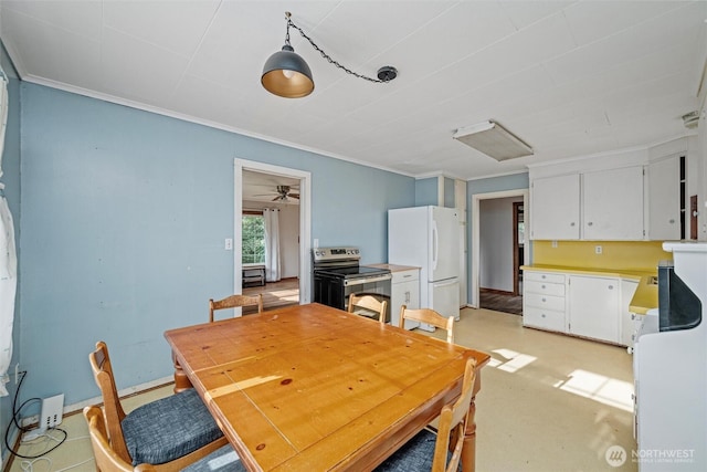 2991 Main St, Custer, WA 98240 - dining area with ornamental molding and ceiling fan
