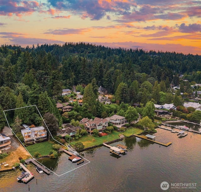 5438 E Mercer Way, Mercer Island, WA 98040 - aerial overview of property's location with property parcel outlined and a nearby body of water
