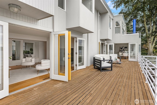 5438 E Mercer Way, Mercer Island, WA 98040 - view of wooden terrace