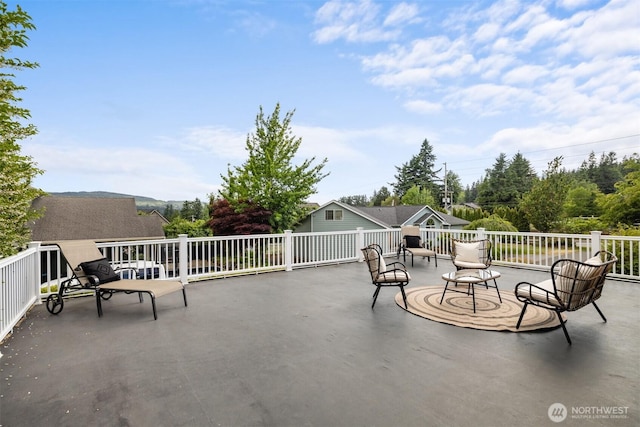 1424 E 36th Ln, Bellingham, WA 98226 - view of patio / terrace
