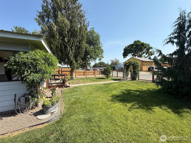 416 Cedar St S, Omak, WA 98841 - view of yard