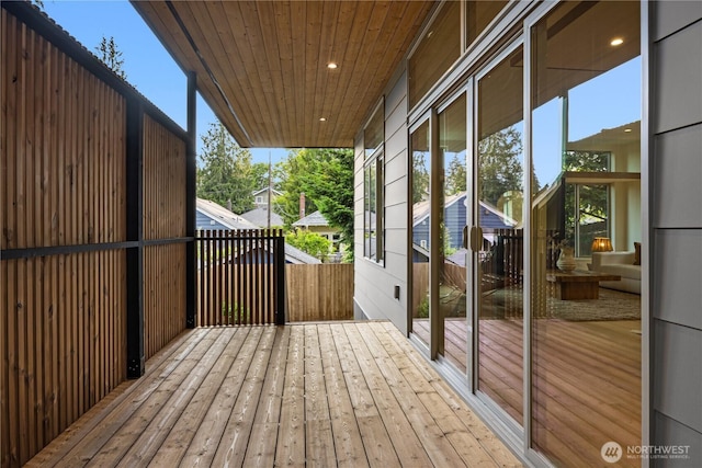 4615 2nd Ave NE, Seattle, WA 98105 - view of wooden deck