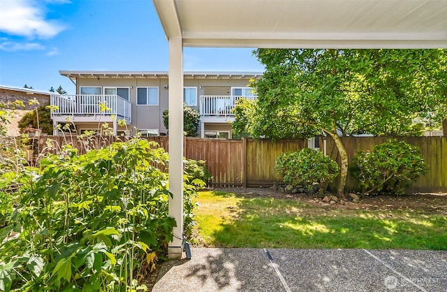 5720 122nd Ave SE Unit 179, Bellevue, WA 98006 - view of yard
