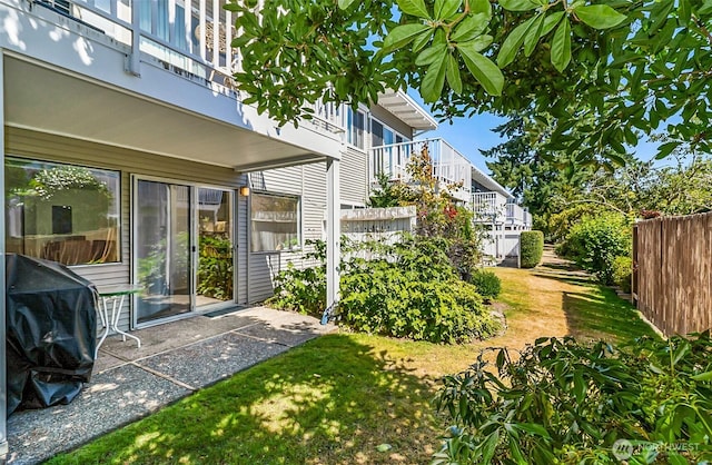 5720 122nd Ave SE Unit 179, Bellevue, WA 98006 - view of yard
