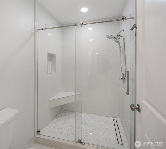11504 NE 128th Ave Unit 32, Kirkland, WA 98034 - full bath with a shower stall and recessed lighting