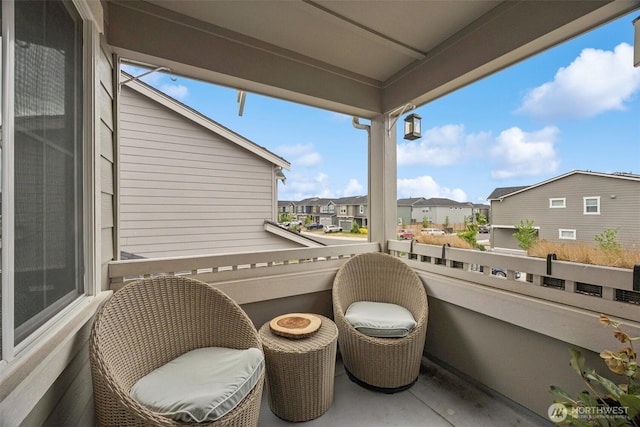 18437 111th Ave E, Puyallup, WA 98374 - balcony featuring a residential view