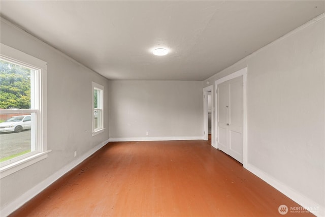 301 W 3rd St, Aberdeen, WA 98520 - unfurnished room with wood finished floors and plenty of natural light