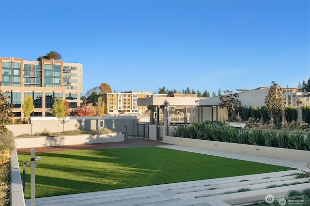 188 Bellevue Way NE Unit 1907, Bellevue, WA 98004 - view of green lawn