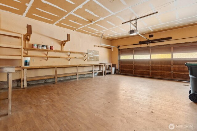 7331 Ridgemont Dr SE, Olympia, WA 98513 - garage with a garage door opener