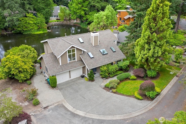 11404 NE 103rd St, Kirkland, WA 98033 - aerial view of property and surrounding area featuring a nearby body of water and a tree filled landscape