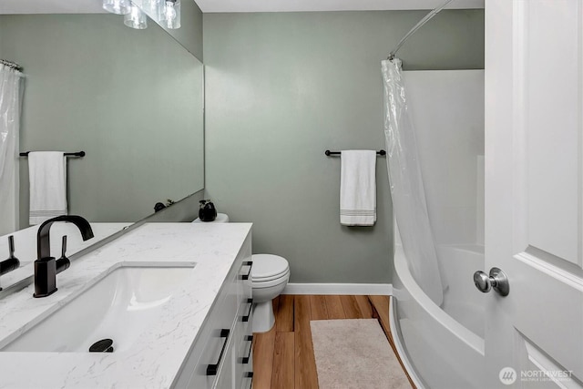 15325 SE 155th Pl Unit Q2, Renton, WA 98058 - full bath featuring vanity, wood finished floors, and shower / tub combo