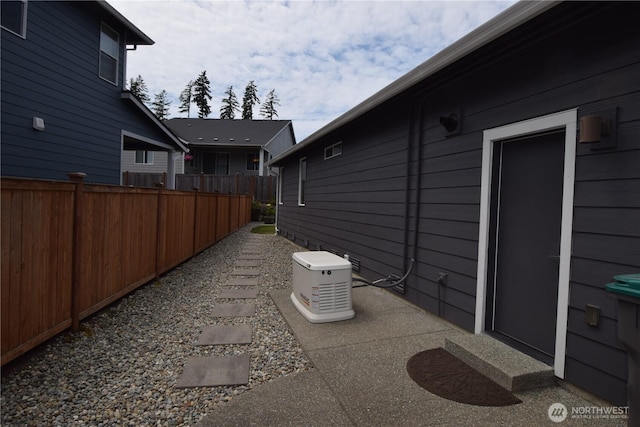 4650 Viridian Ave SW, Port Orchard, WA 98367 - view of property exterior with a patio area