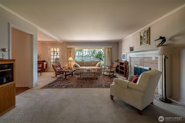601 Yakima St, Wenatchee, WA 98801 - carpeted living room featuring ornamental molding and a fireplace