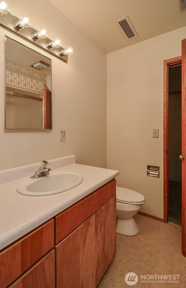 1203 Contra Costa Ave, Fircrest, WA 98466 - bathroom with vanity and toilet
