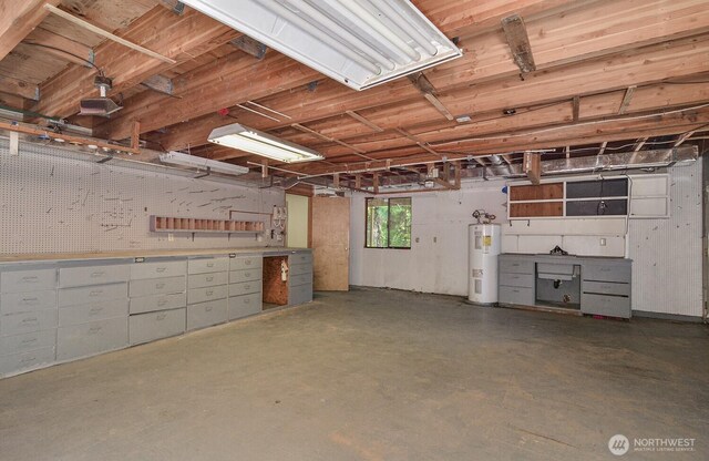 1203 Contra Costa Ave, Fircrest, WA 98466 - garage with water heater