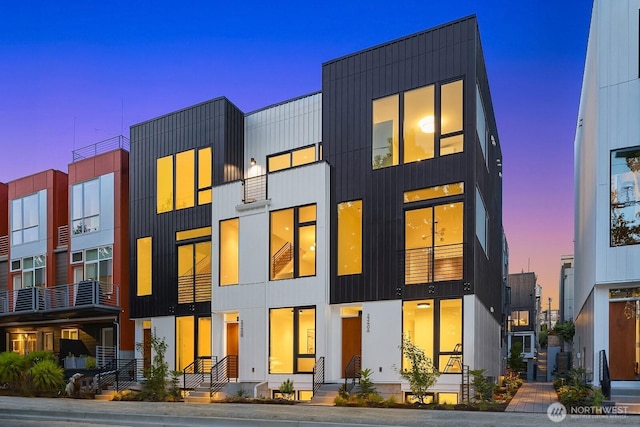 2236 Fairview Ave E Unit B, Seattle, WA 98102 - view of front facade
