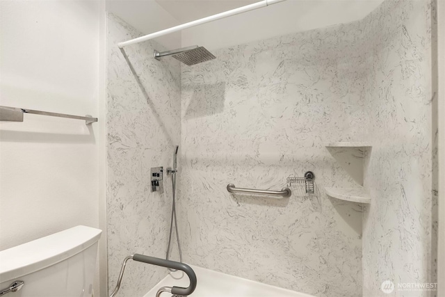 8408 18th Ave W Unit 10-101, Everett, WA 98204 - full bath with a shower and toilet