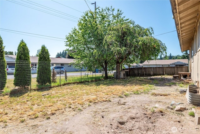 642 SW 5th Ave, Castle Rock, WA 98611 - view of yard