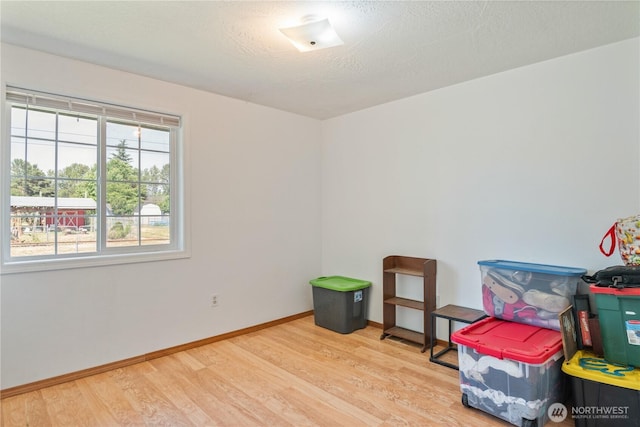 642 SW 5th Ave, Castle Rock, WA 98611 - empty room with wood finished floors and baseboards