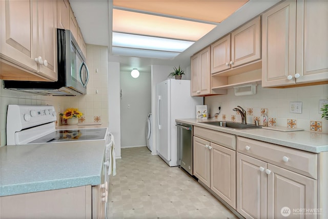 8608 Onyx Dr SW Unit E, Lakewood, WA 98498 - photo 9