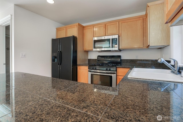 1426A NW 59th St, Seattle, WA 98107 - kitchen with stainless steel appliances, tile countertops, light brown cabinets, and recessed lighting