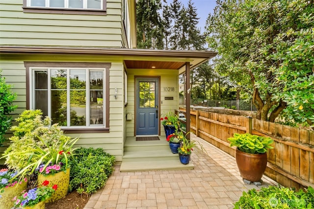 10218 NE 65th St, Kirkland, WA 98033 - doorway to property