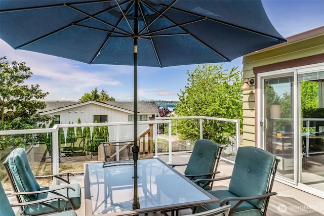 10218 NE 65th St, Kirkland, WA 98033 - deck featuring outdoor dining area