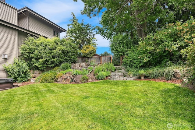 9201 24th Ave NW, Seattle, WA 98117 - view of green lawn