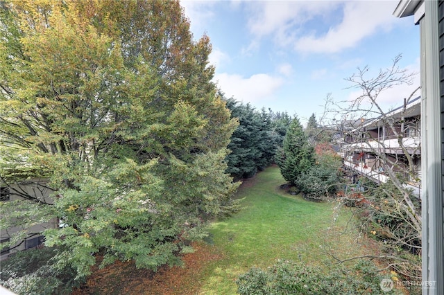 7924 212th St SW Unit 305, Edmonds, WA 98026 - view of grassy yard