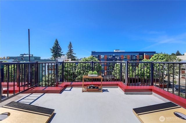 4026 Stone Way N Unit 501, Seattle, WA 98103 - view of patio / terrace