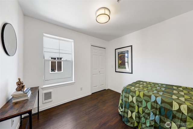 4026 Stone Way N Unit 501, Seattle, WA 98103 - bedroom with wood finished floors and baseboards